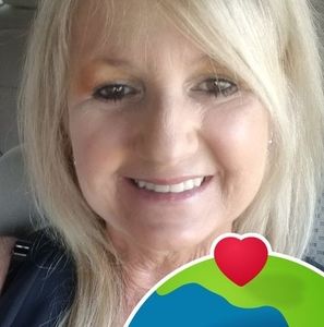 Meet your Posher, Roxanne